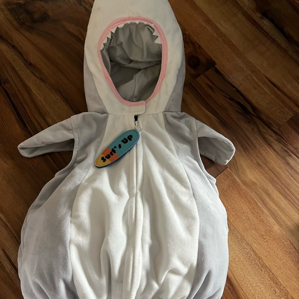 3/6M GOING WILD - shark costume NWT